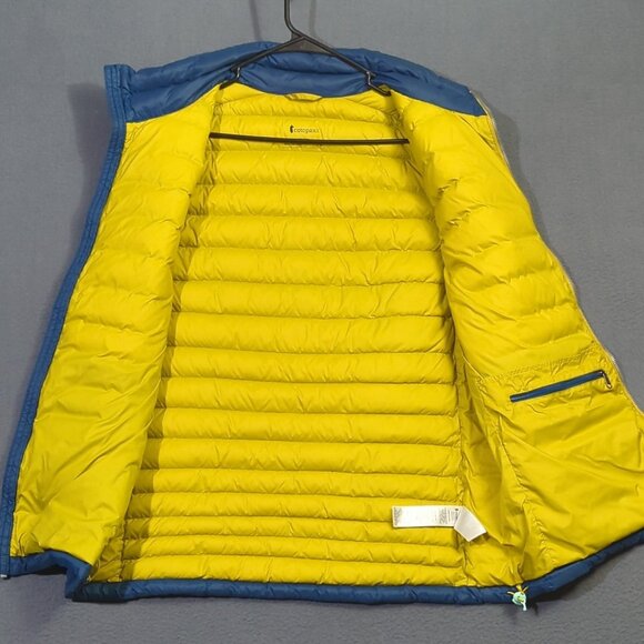 Cotopaxi Fuego Down Vest Men's L Blue Striped Nylon Full Zip Jacket Outdoors - Picture 9 of 13